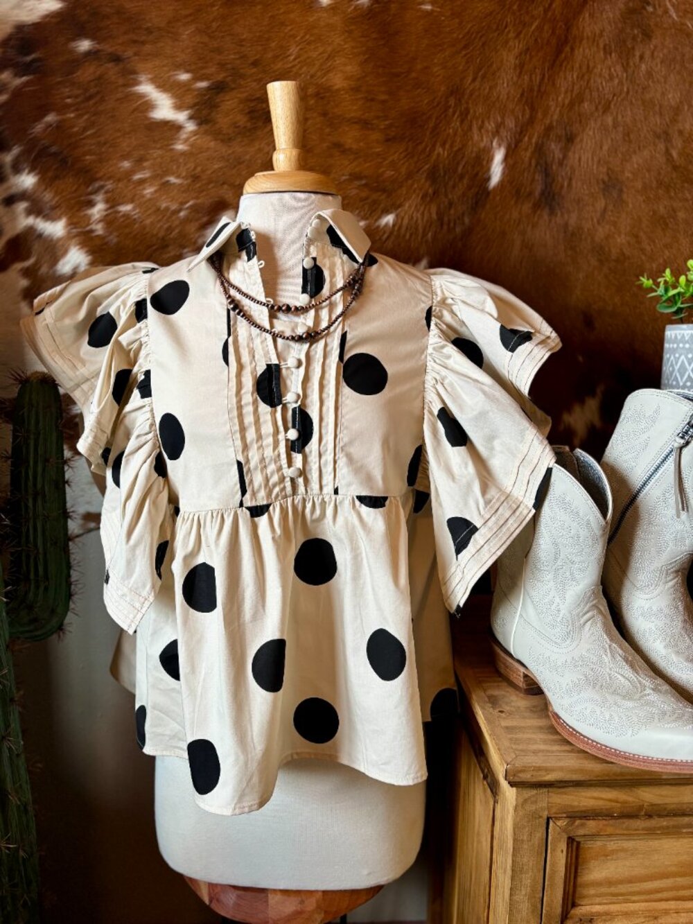Linden Polka Dot Ruffled Sleeves Top ✙NWT✙ - Picture 6 of 7